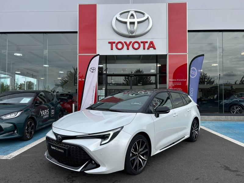 TOYOTA Corolla Touring Spt